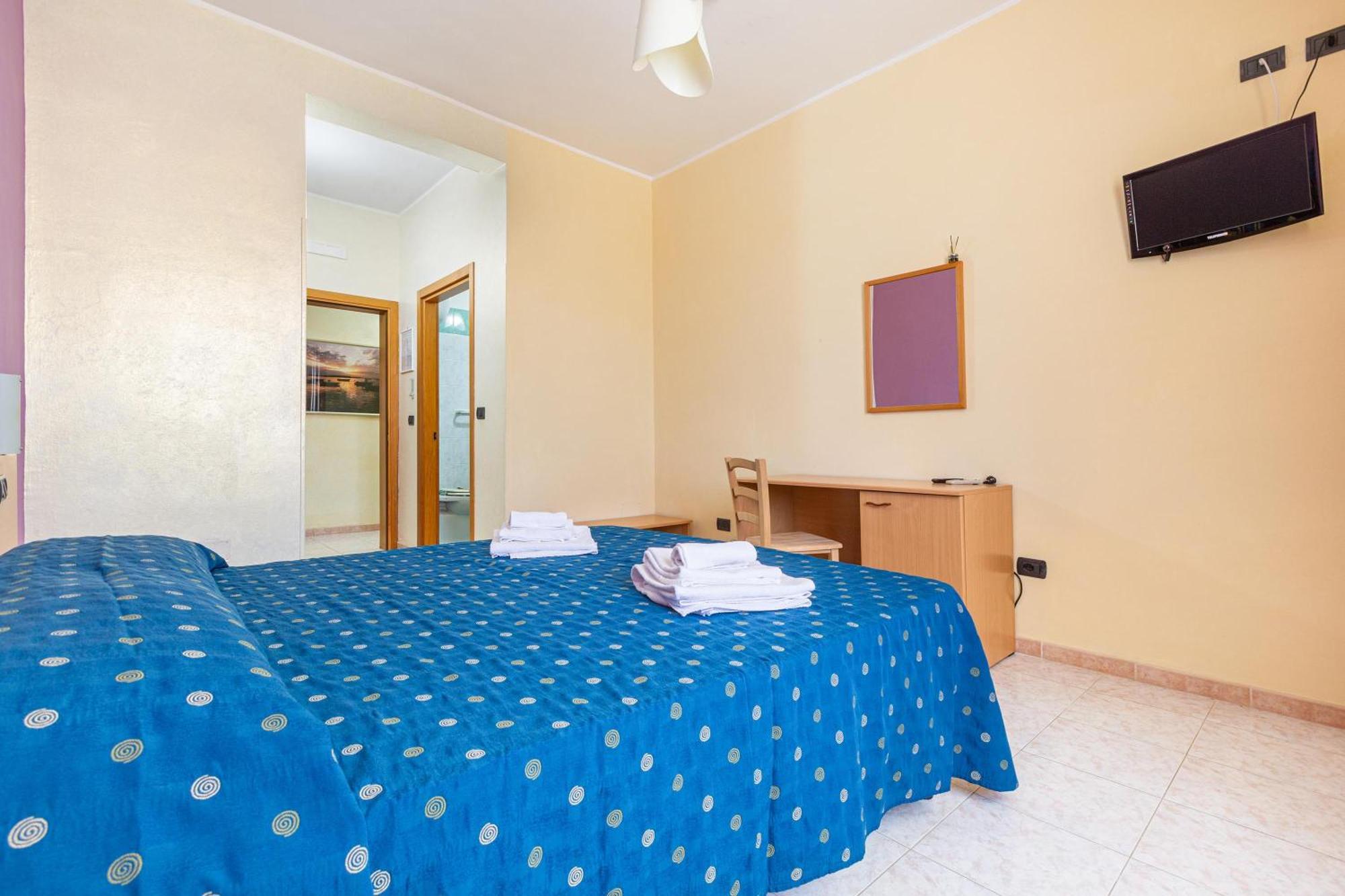 Hotel Il Riccio Porto Cesareo Exterior foto