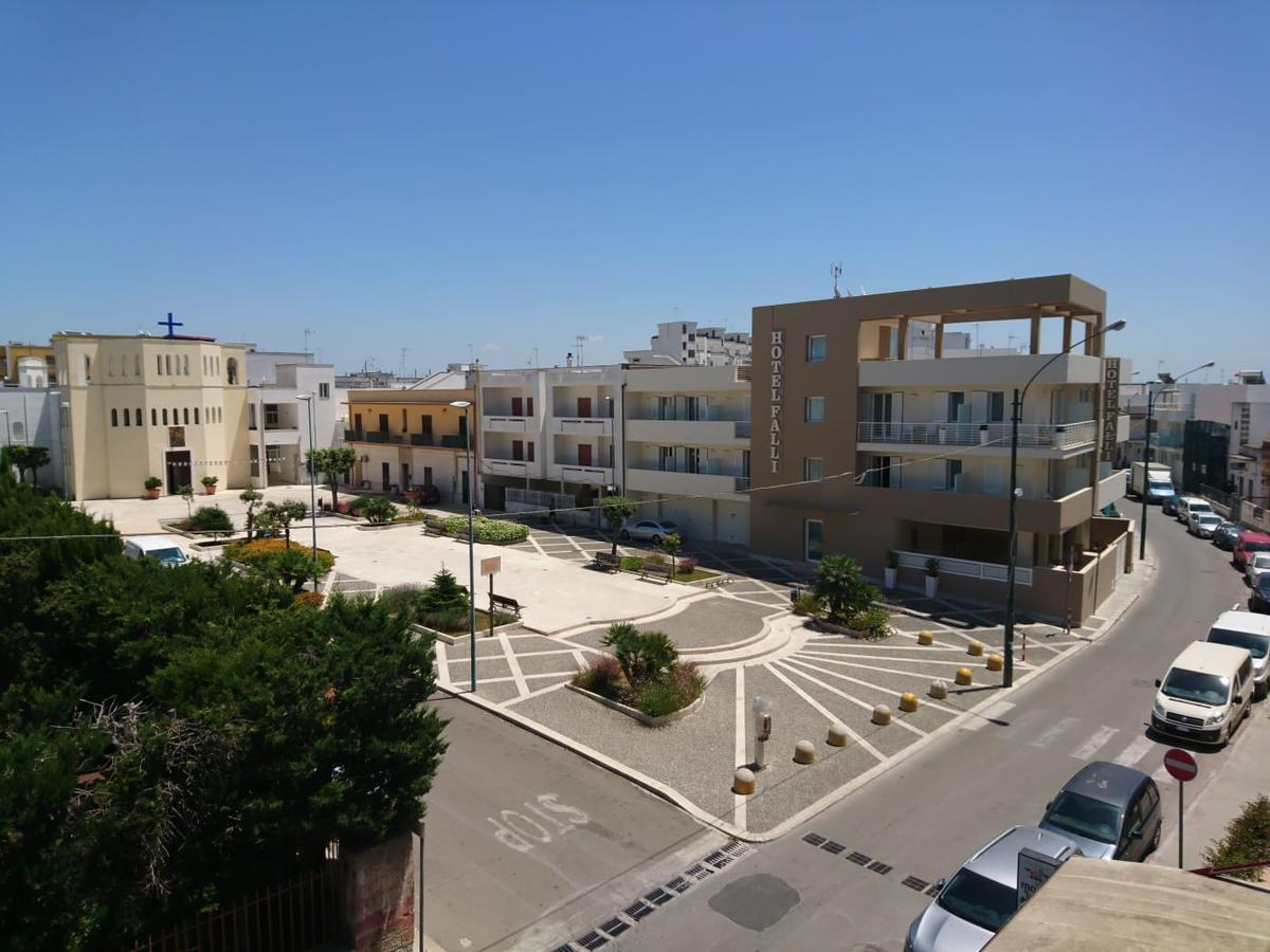 Hotel Il Riccio Porto Cesareo Exterior foto