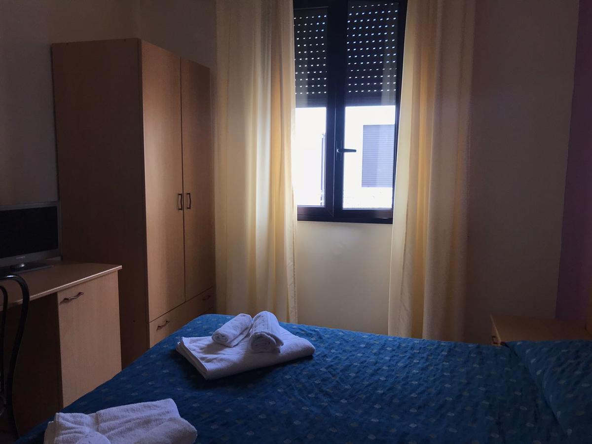 Hotel Il Riccio Porto Cesareo Exterior foto